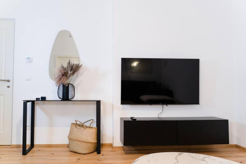 Zentrale & Ruhige 2 Zimmer - 42M² Lejlighed Wien Eksteriør billede